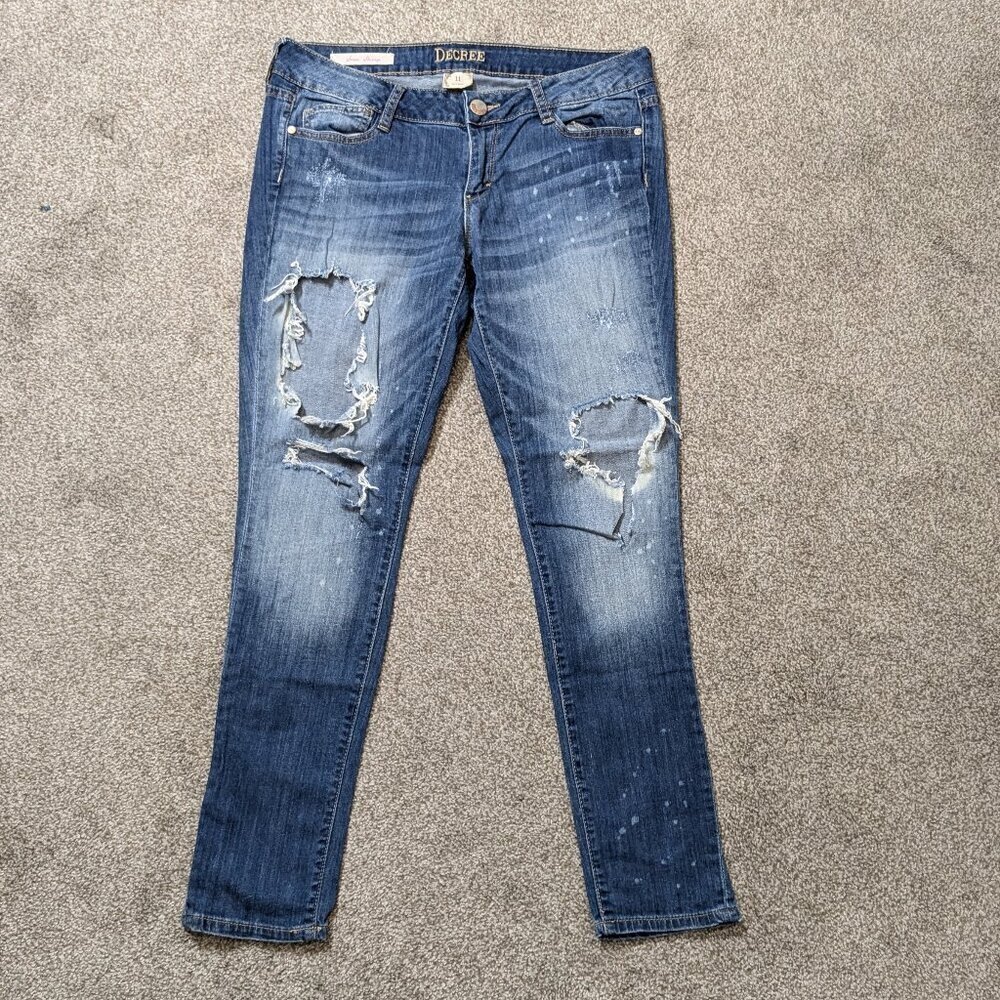 DECREE Super Skinny, Blue Denim Low-Rise Distressed Destroyed Jeans; Size 11
